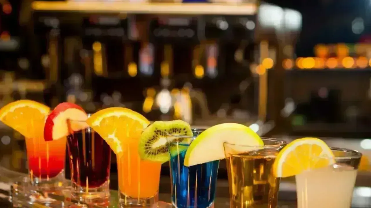 Top 10 Alcoholic Drinks in Asia for 2025 Features Celebrated Indian Spirit