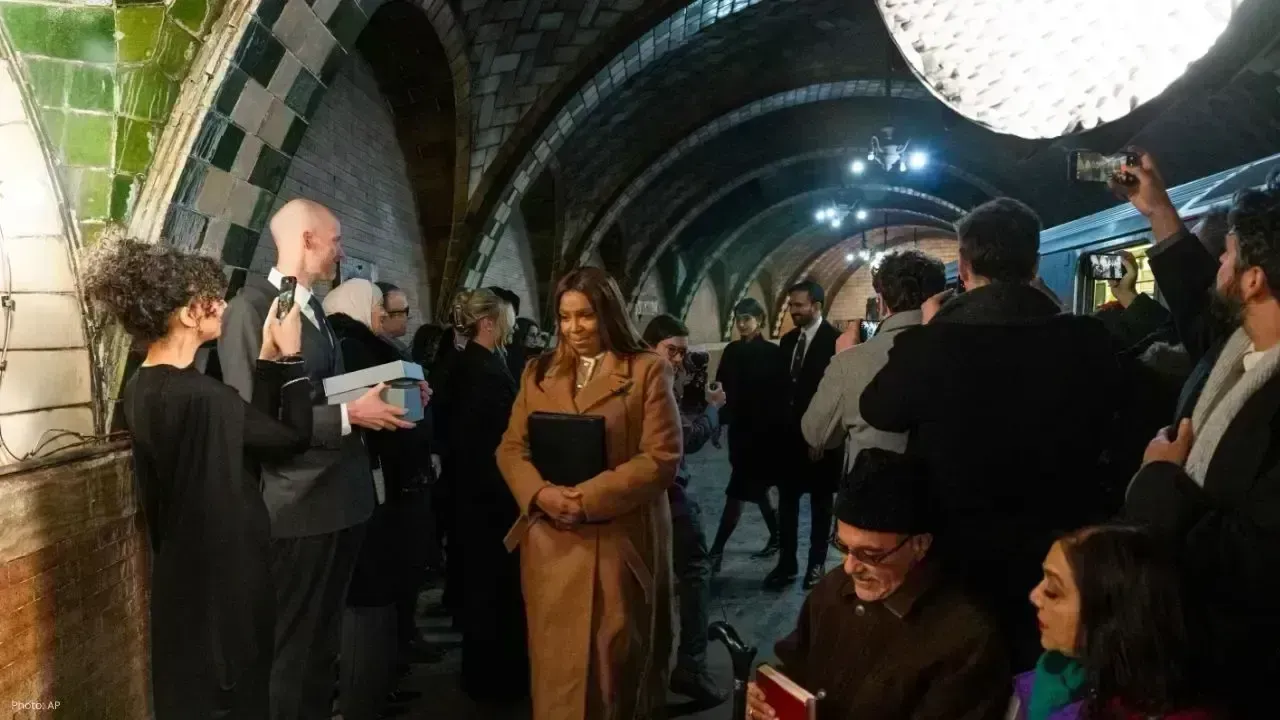 Zohran Mamdani Sworn In on Historic Quran, Making NYC History