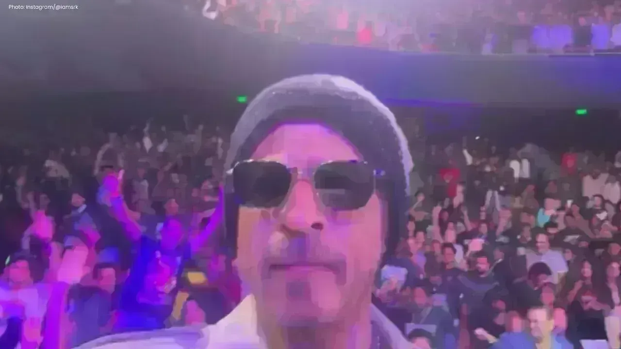 Shah Rukh Khan Stuns in Dubai with Ultra-Rare ₹13 Crore Rolex Watch