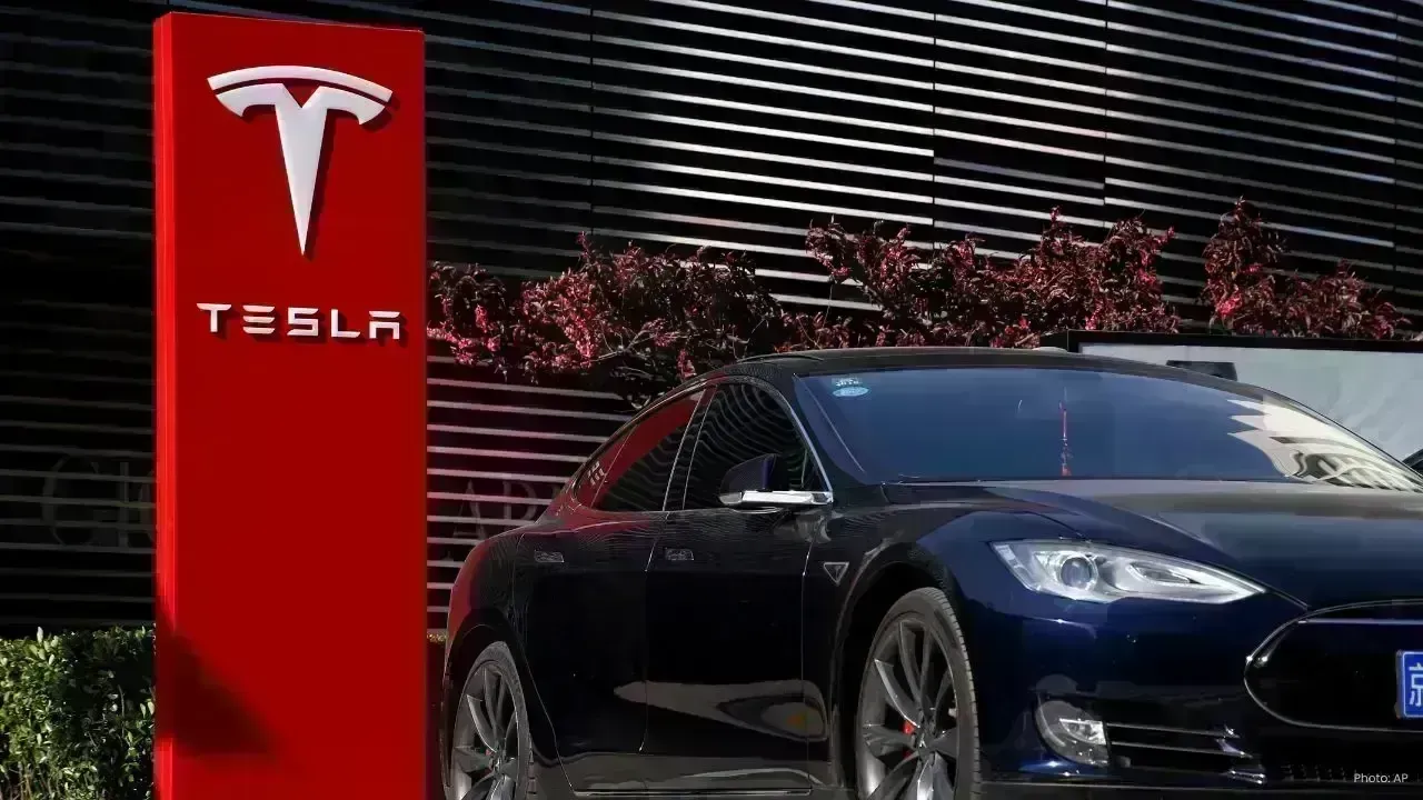 Tesla's Reign Ends as BYD Claims Top EV Seller Title in 2025