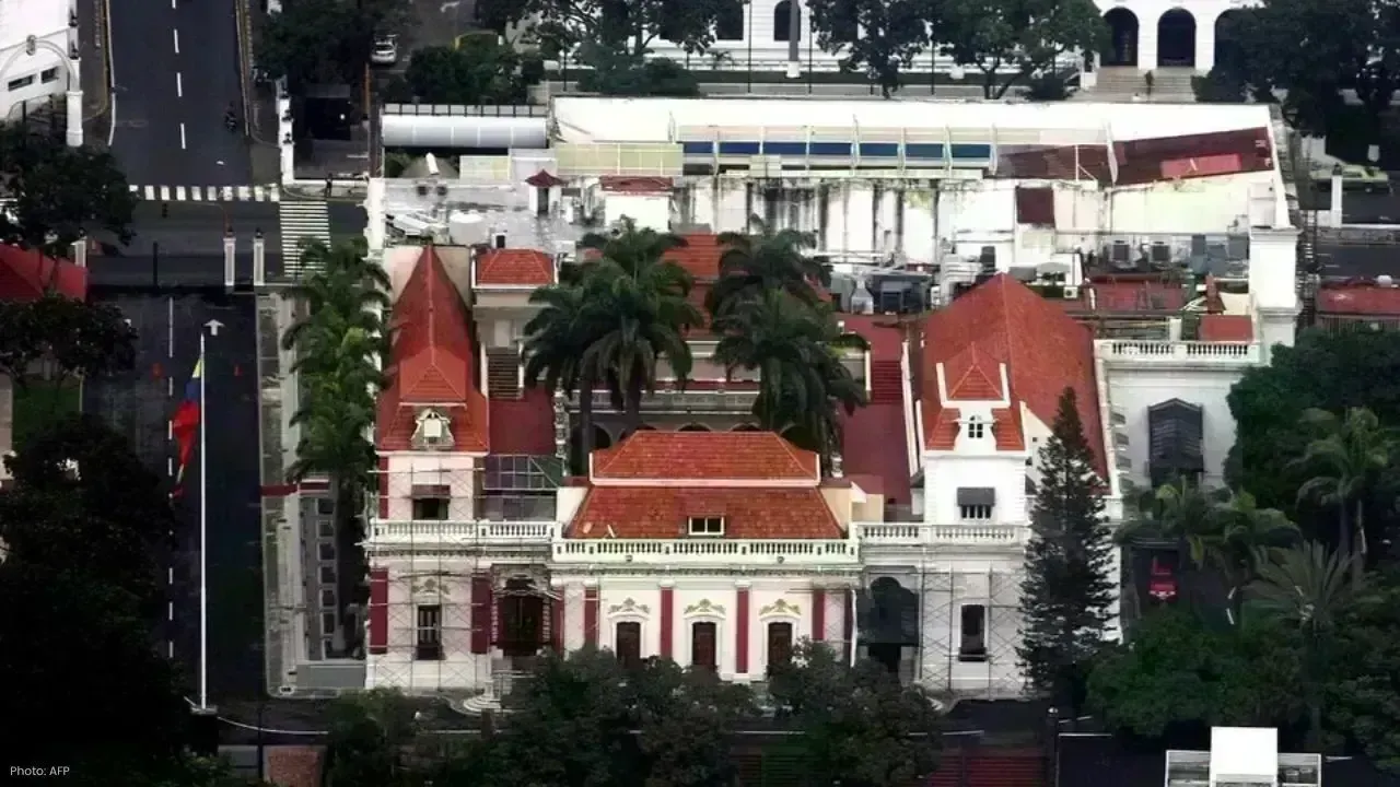 Security Alert at Venezuela's Miraflores Palace Following Gunfire Incident
