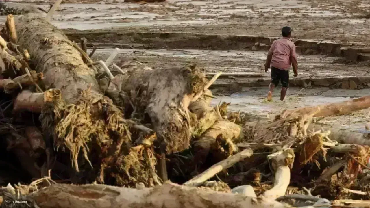 Flash Floods in Indonesia’s North Sulawesi Kill 16, Hundreds Displaced