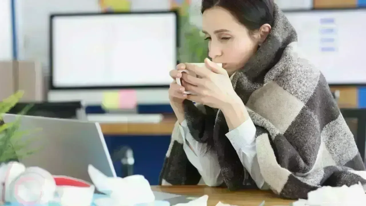 Tips for Staying Comfortable and Professional in Cold Offices