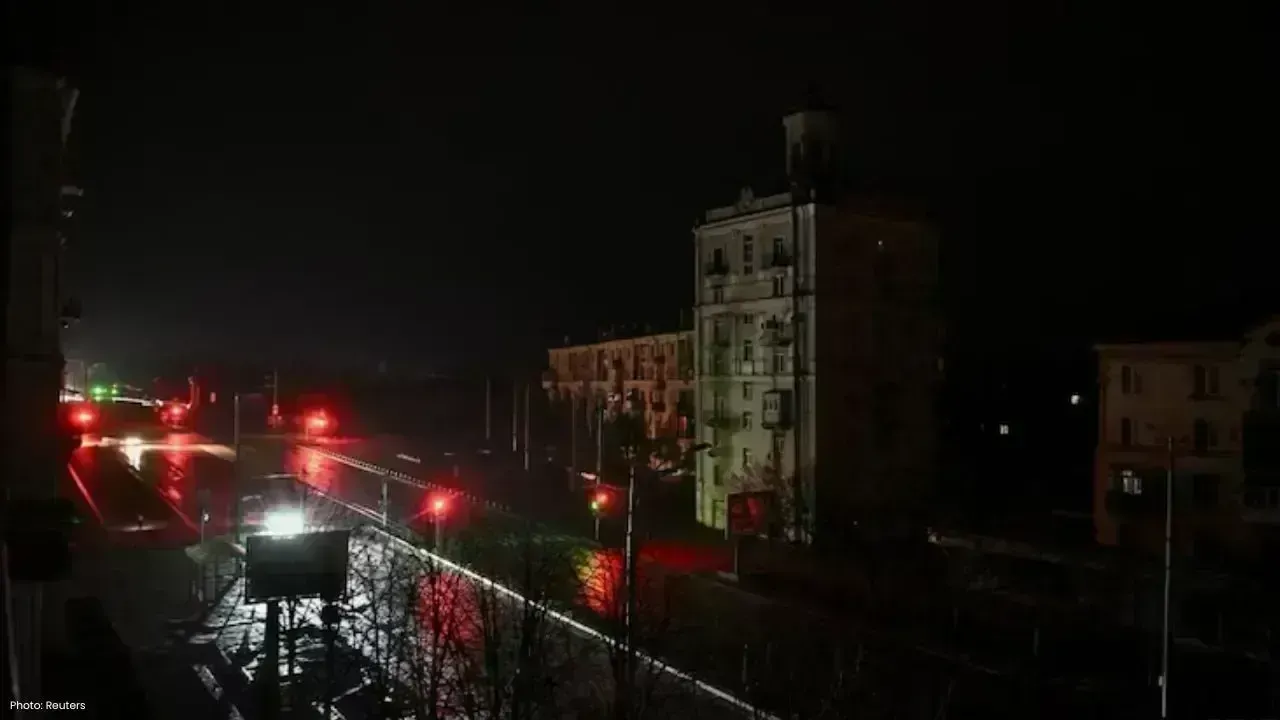 Russian Strikes Leave Over One Million in Dnipropetrovsk Without Heat, Water