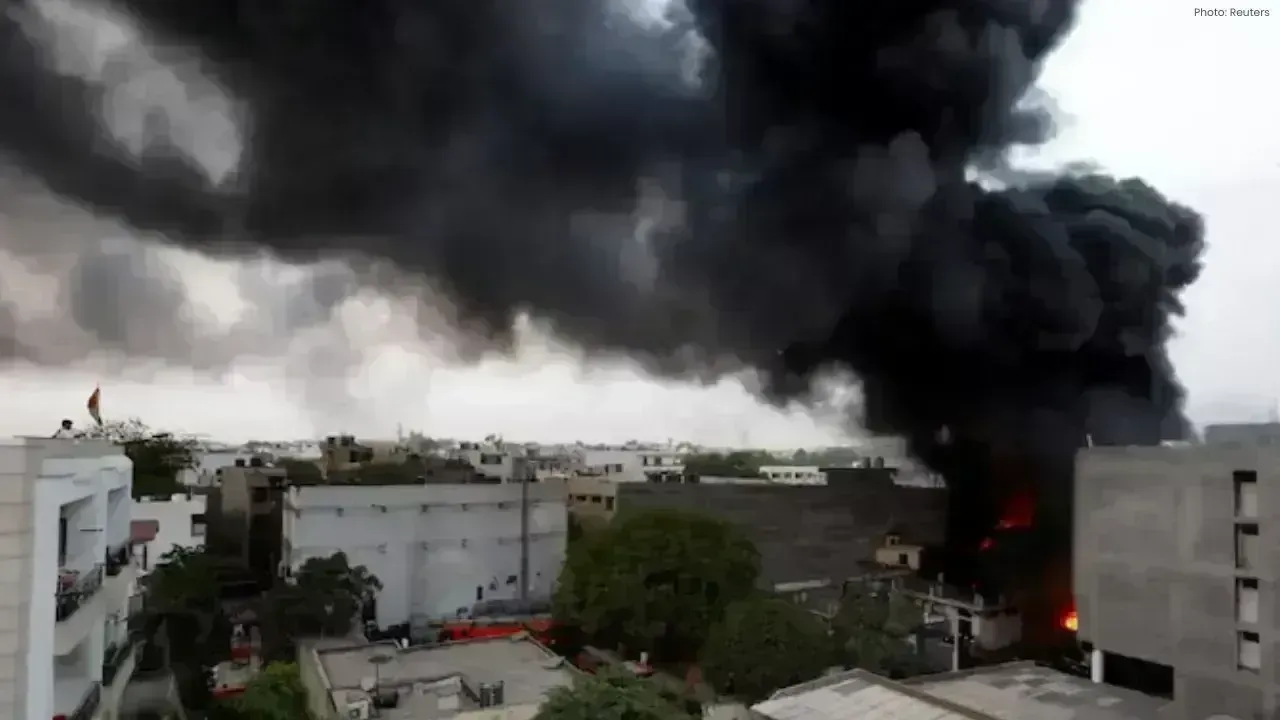 Deadly Air-Conditioner Explosion at University Cafeteria Injures 9