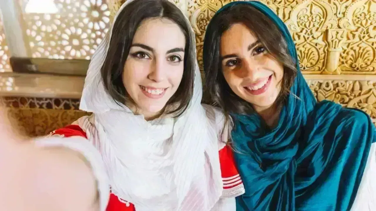 The Enduring Radiance of Arab Women: Essential Natural Beauty Tips