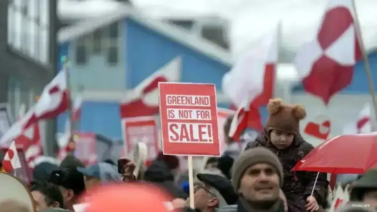 European Leaders Urge Restraint Amid Trump's Tariff Threat