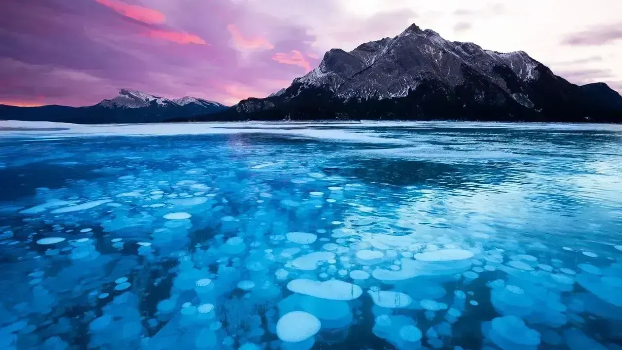 10 Strange Phenomena Scientists Still Can’t Explain