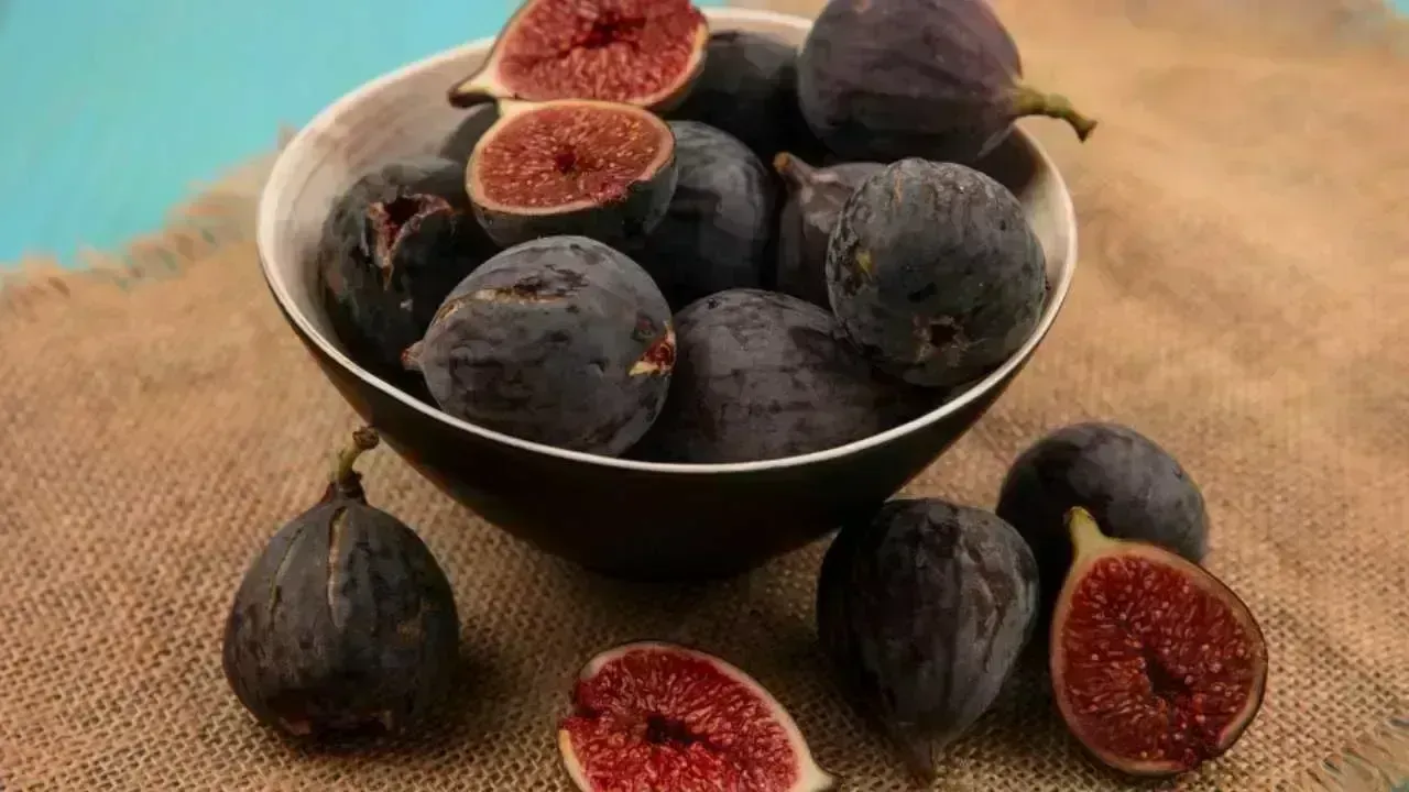 Unveiling the 7 Remarkable Health Benefits of Figs (Anjeer)