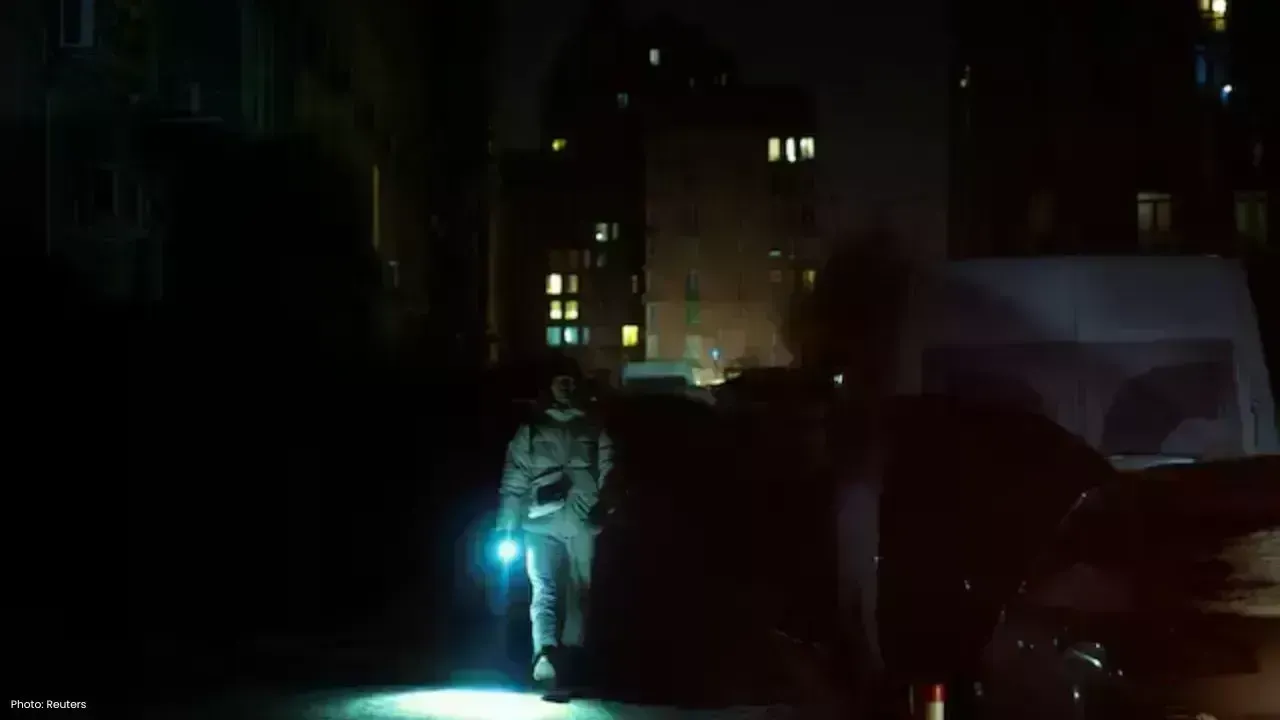 Over 1,300 Kyiv Apartments Still Without Heating After Missile Strike