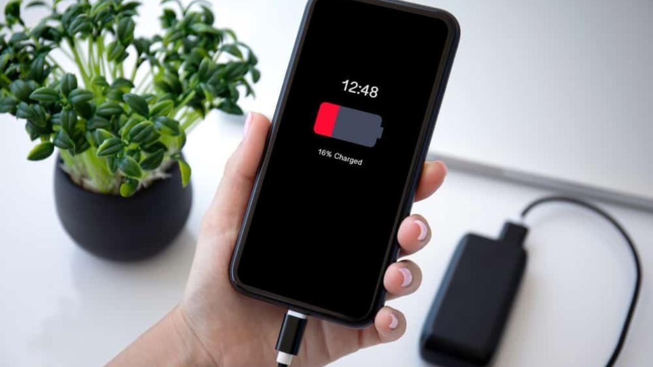 Why Does Your Smartphone Battery Slow Down Overnight?