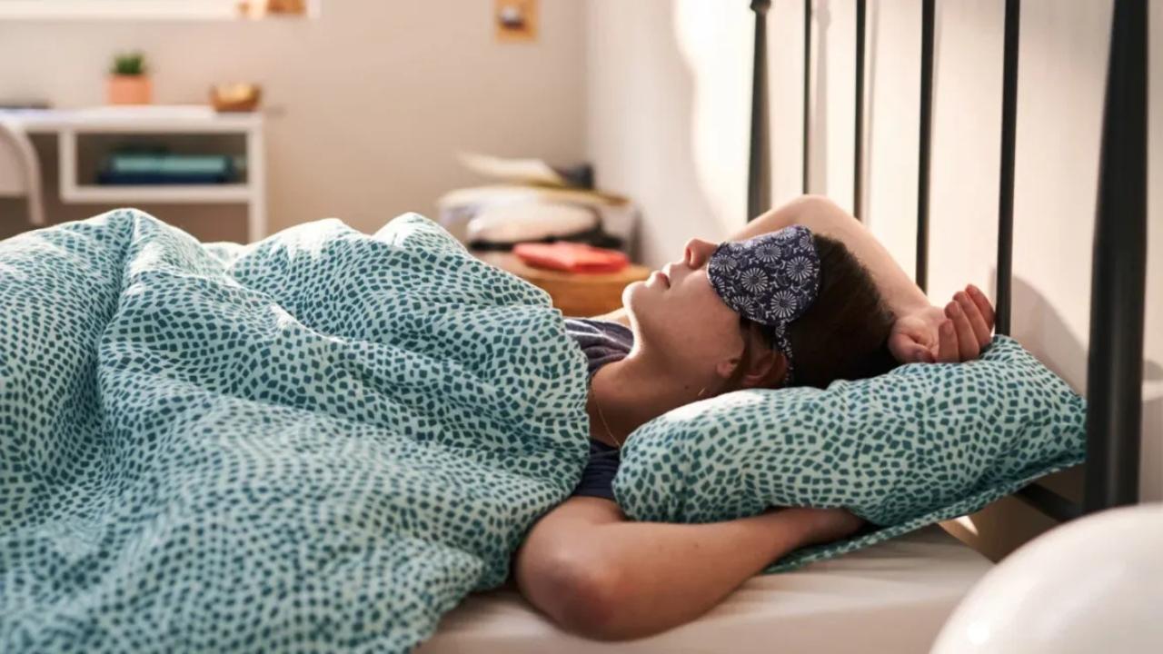 Why Your Sleep Quality Suddenly Changes After Age 30