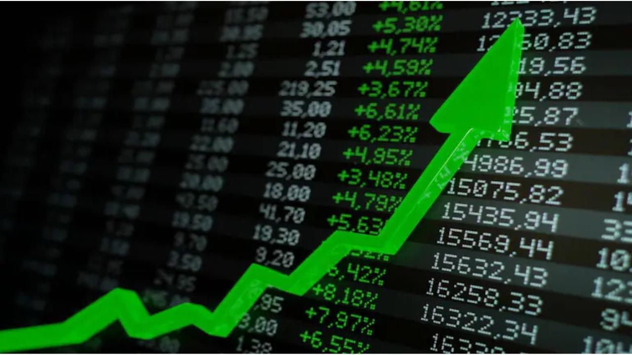 Market Rally Breaks Decade-Long Slump: Indian Stocks Surge on Strong Macroeconomic Cues