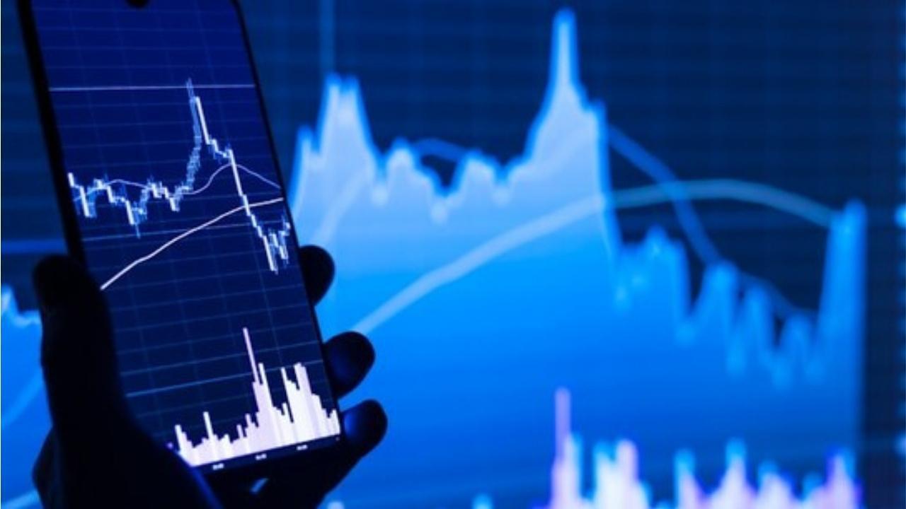 Stocks in Focus: M&M, Titan, Eicher Motors, BHEL, Grasim and 5 More Shares for Investors on February 11