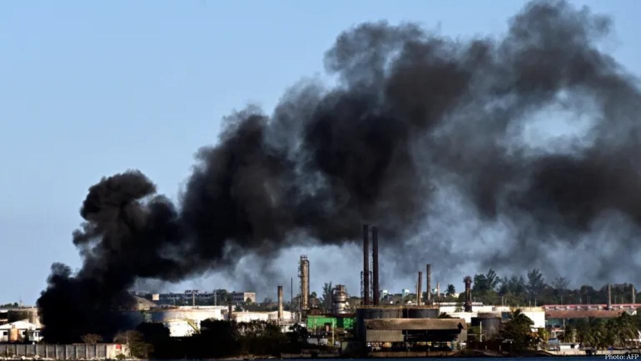 Blaze at Havana Refinery Deepens Cuba’s Fuel Crisis
