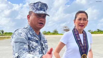 Philippine officials greeted with Chinese network alert in S. China Sea