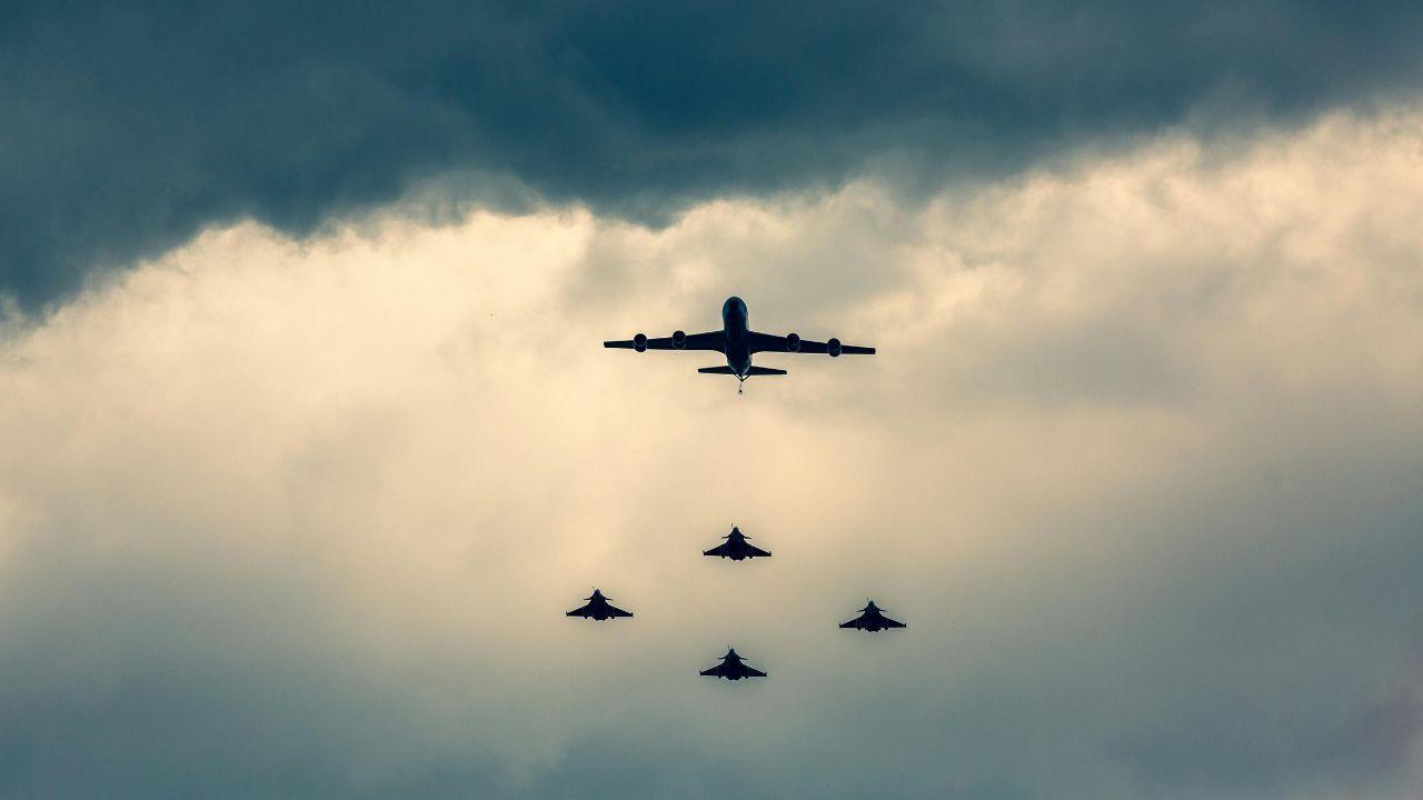 Iran Strikes UAE As Gulf Flights Face Mass Cancellations