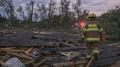 Two Killed as Tornadoes Strike US Midwest Amid Severe Storms