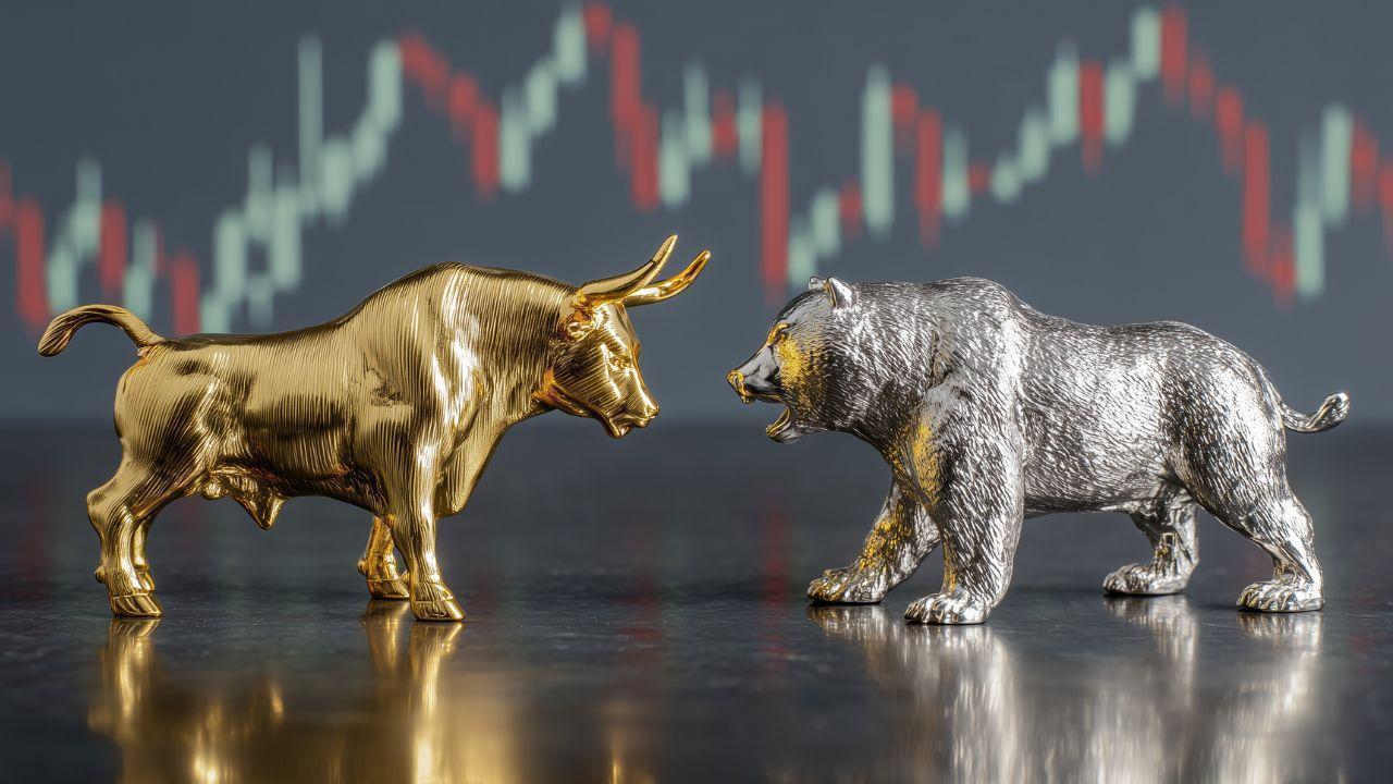 Markets Crash Investors Lose Rs 7.6 Lakh Cr