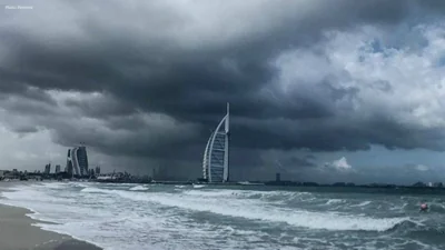 Heavy rains lash UAE alerts issued