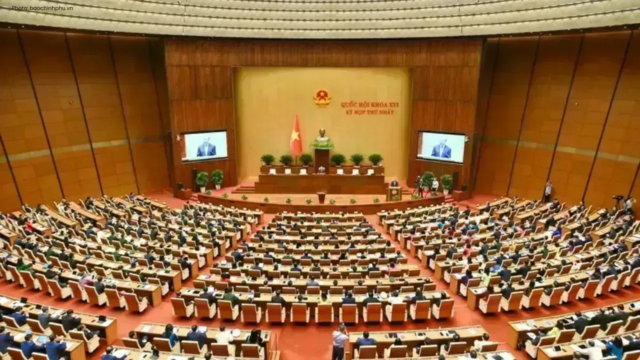 Vietnam Elects To Lam as President in Assembly