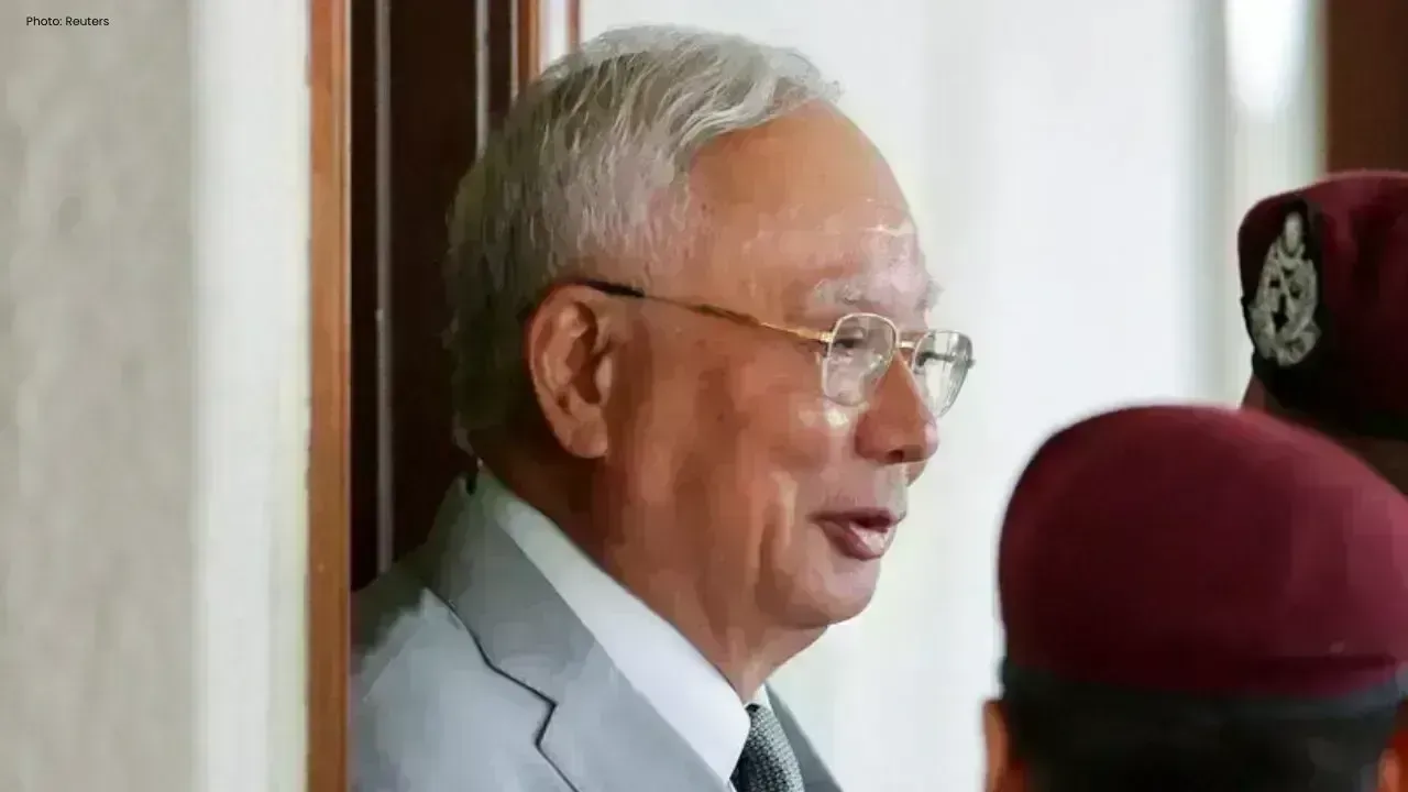 Najib Settles Defamation Case With Dzulkefly