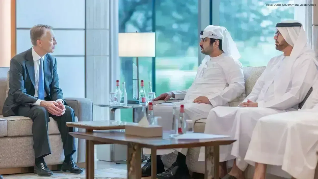 Sheikh Maktoum Engages with Brookfield CEO to Foster Investment Links