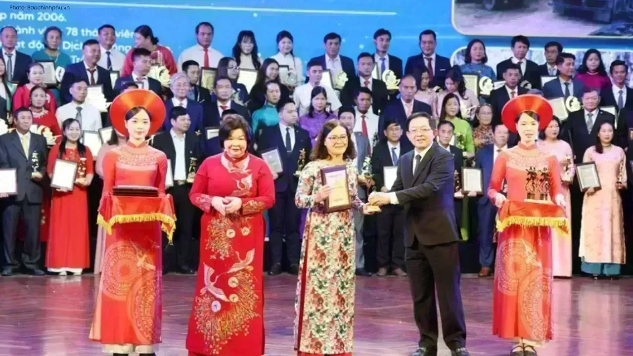 Vietnam Honors Cooperatives with Star Awards