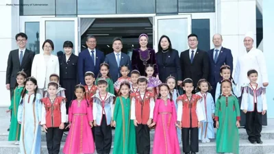 Turkmen-China Boost Healthcare Cooperation Talks