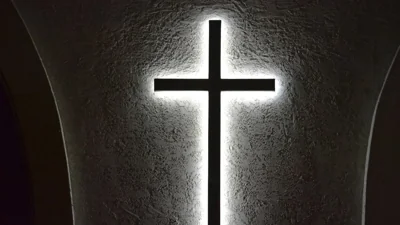 Man Climbs Church Cross in Lahore, Arrested