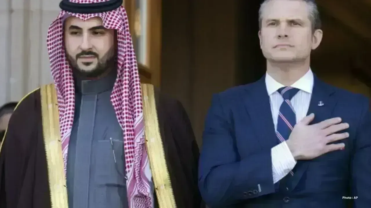 Secretary of the Army Commends General Dismissed by Hegseth