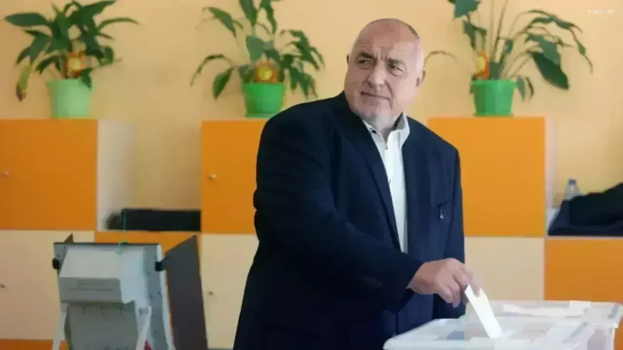 Rumen Radev Achieves Resounding Victory in Bulgaria's Elections