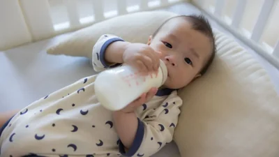 Singapore warns on baby pillow choking risk