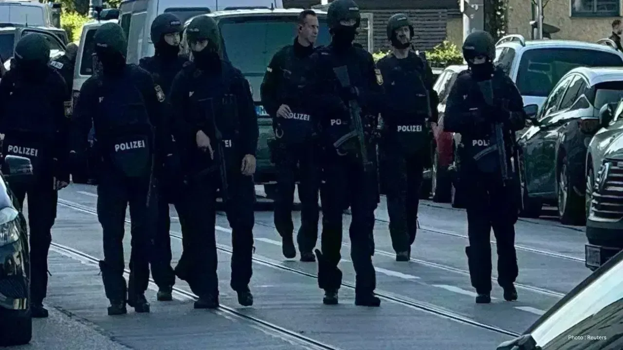 Clash at German Gurdwara Leaves 11 Injured