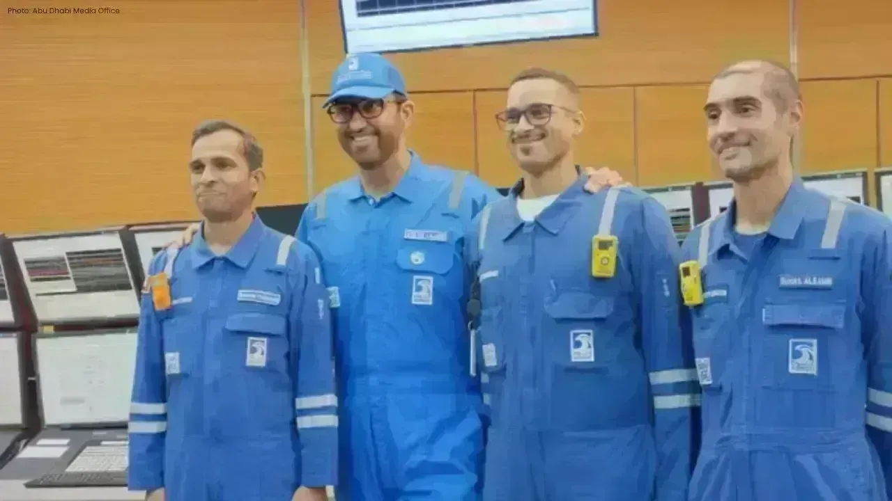 Dr. Sultan Al Jaber Inspects Operations at ADNOC Shah Gas Facility