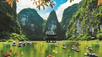 Vietnam Plans Global Tourism Hub at Trang An