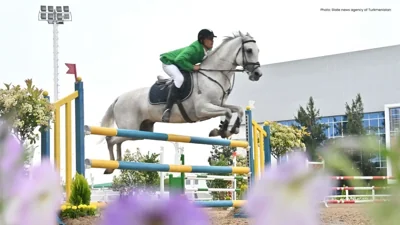 Ashgabat Hosts Show Jumping Horse Competition