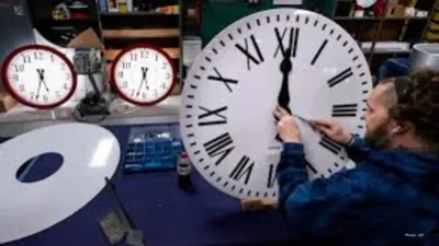 Alberta Proposes Bill 31 for Permanent Daylight Saving Time