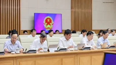 Vietnam PM Prioritizes Education Sector Growth