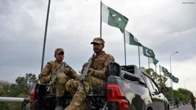 Iran's Diplomatic Overture to Pakistan Amidst U.S. Demands