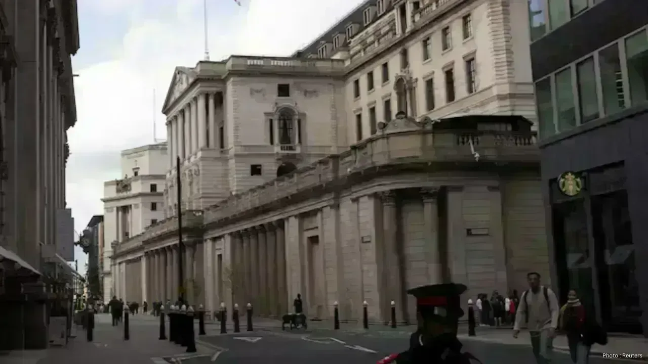 Bank of England Maintains Rates as Middle East Tensions Rise