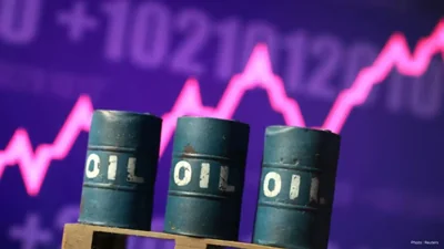 Tech Stocks Propel Global Markets Amid Rising Oil Prices Linked to Iran Tensions