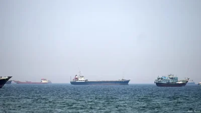 Trump Asks Iran to Agree on a Deal Amid Potential US Economic Pressure Extension