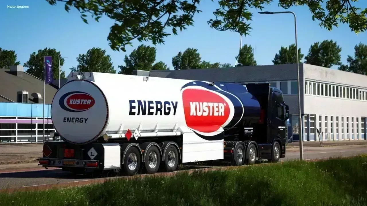 Bursa Malaysia slips amid Iran tension fears