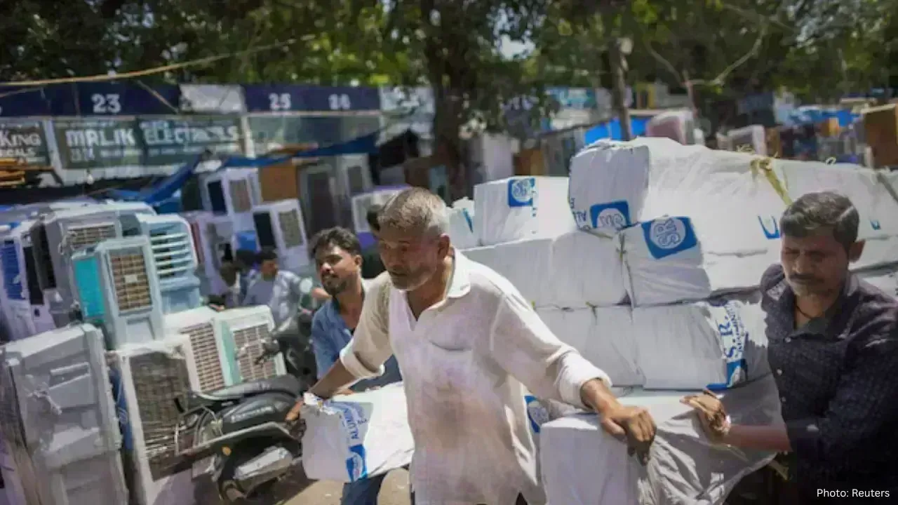 India Prepares for Intense Heatwave, Surge in Power Demand Anticipated