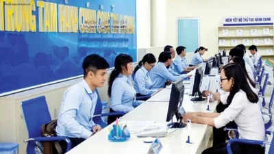Vietnam Pushes Reform With Eight Key Resolutions