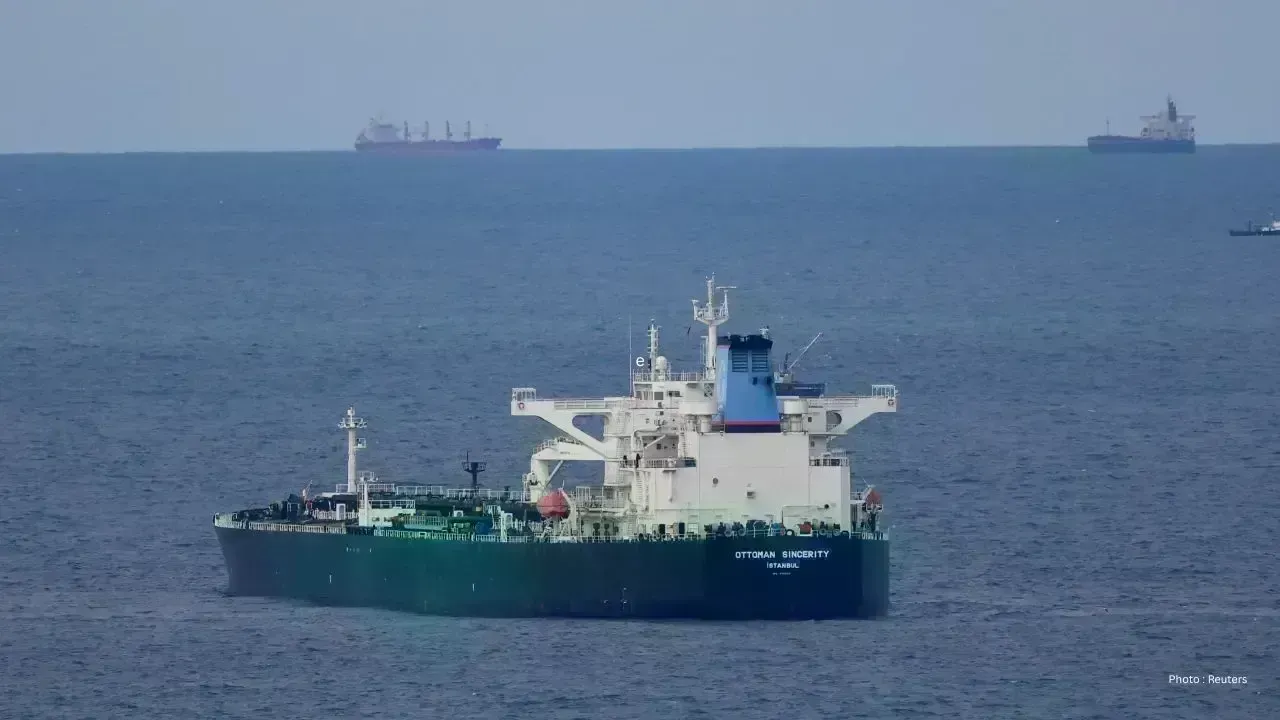 Hijacked Oil Tanker Redirected Towards Somali Waters Amid Rising Piracy Concerns