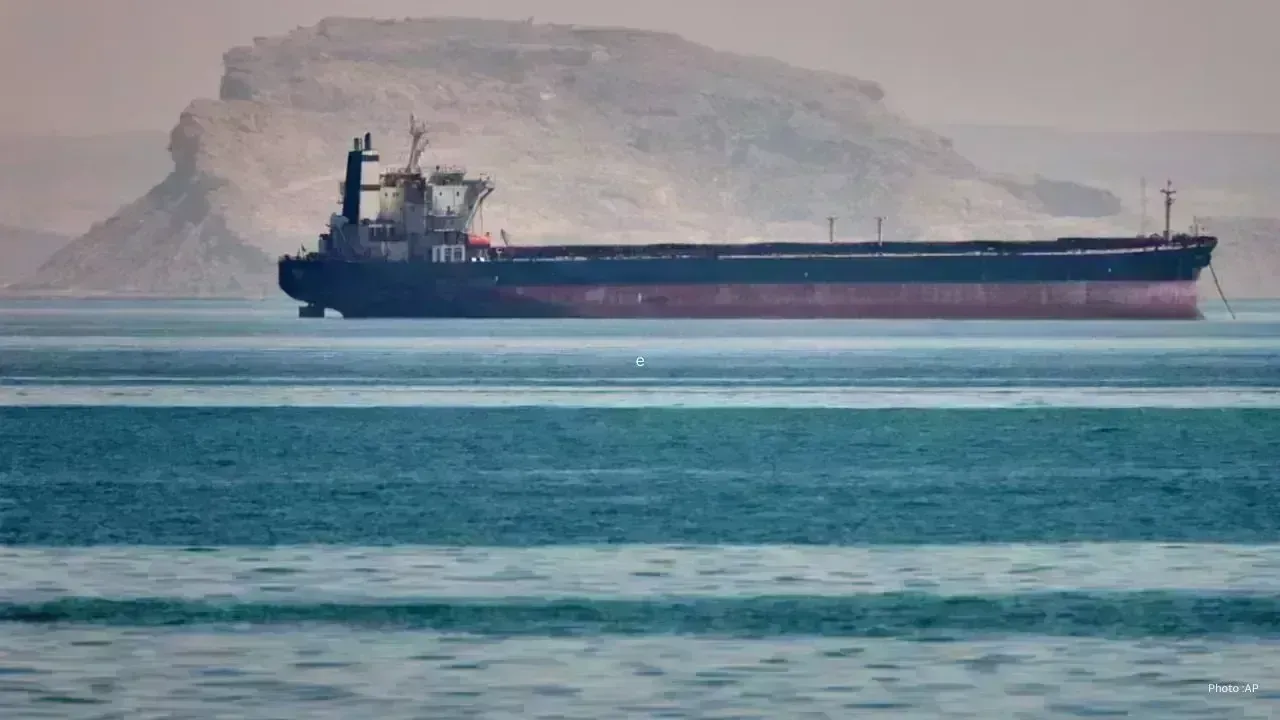 Trump Suspends U.S. Maritime Operations in Hormuz Amidst Iran Negotiations