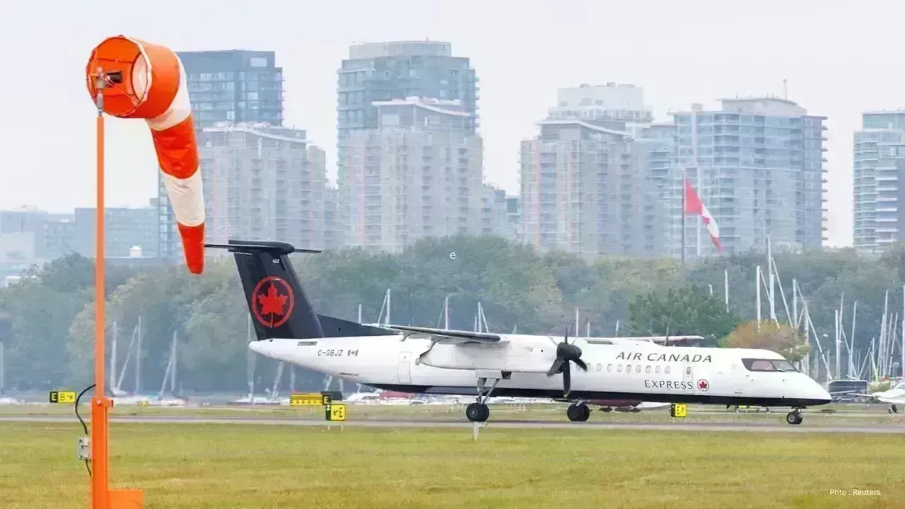 Impact of Billy Bishop Airport Expansion on Toronto's Waterfront Development