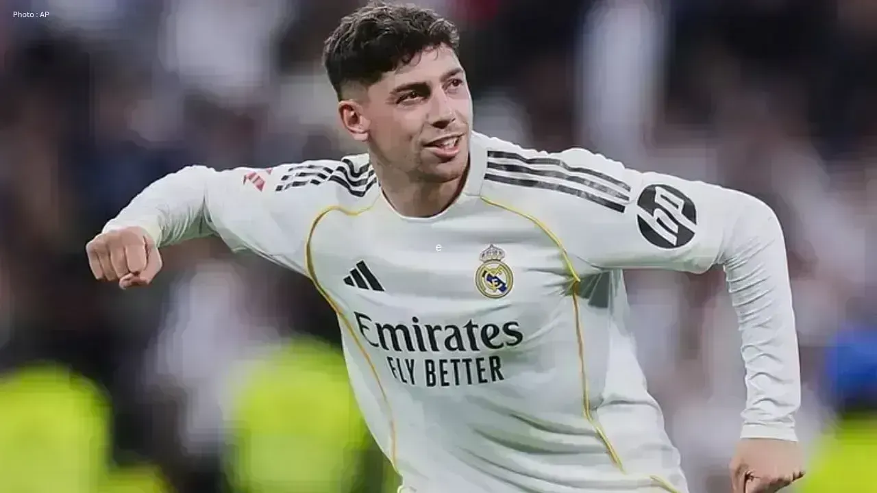 Federico Valverde Injured in Collision with Tchouameni During Match